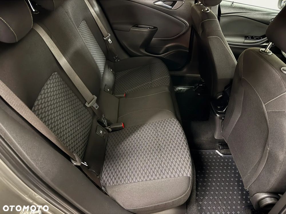 Opel Astra 1.4 T Enjoy - 16