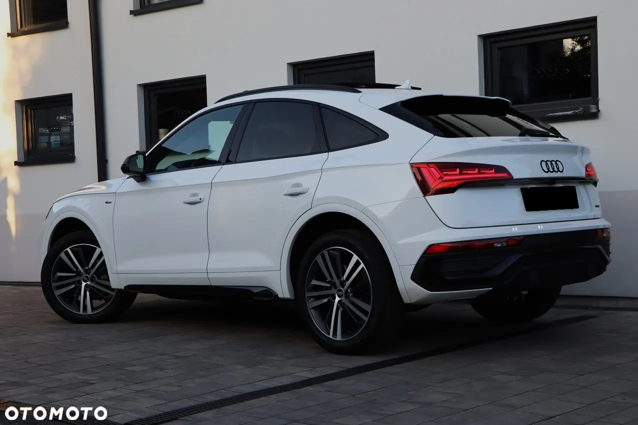 Audi Q5 Sportback - 5