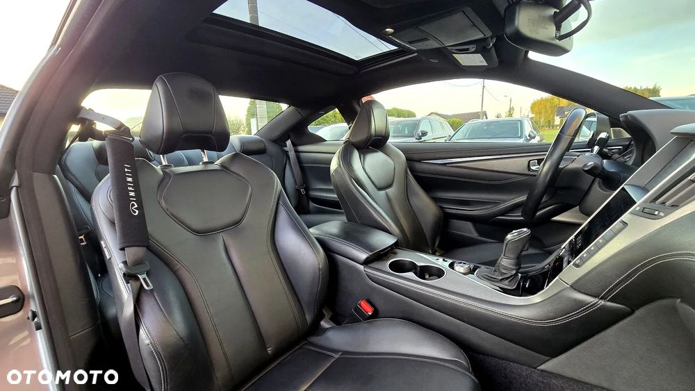 Infiniti Q60 - 23