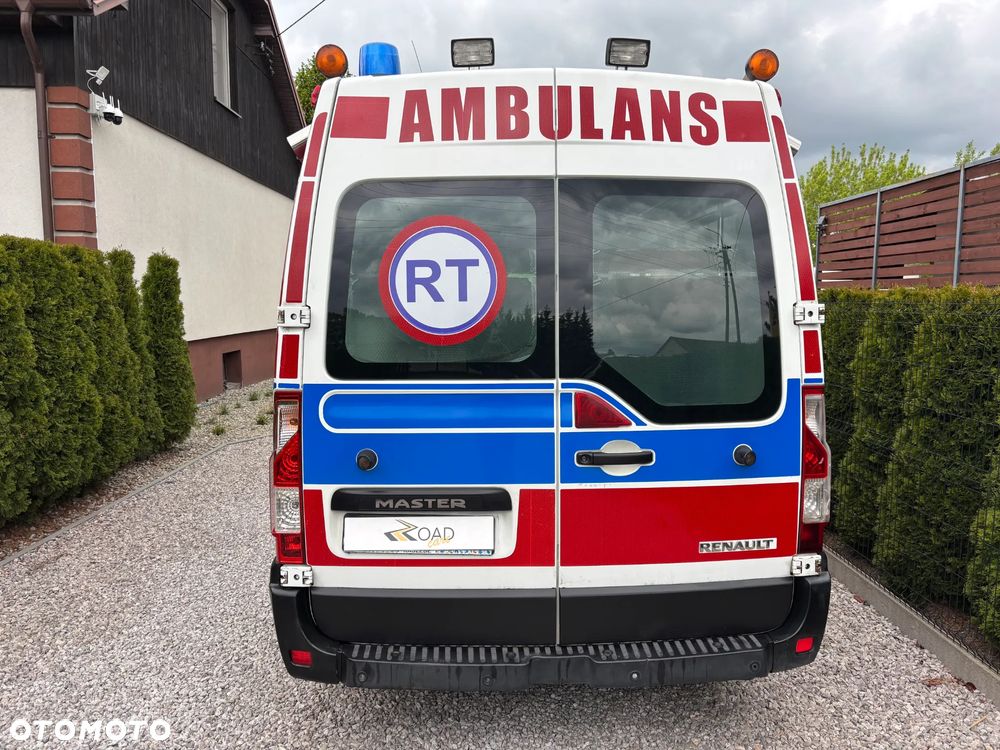 Renault Master F3500**Klimatyzacja**Ambulans - 6