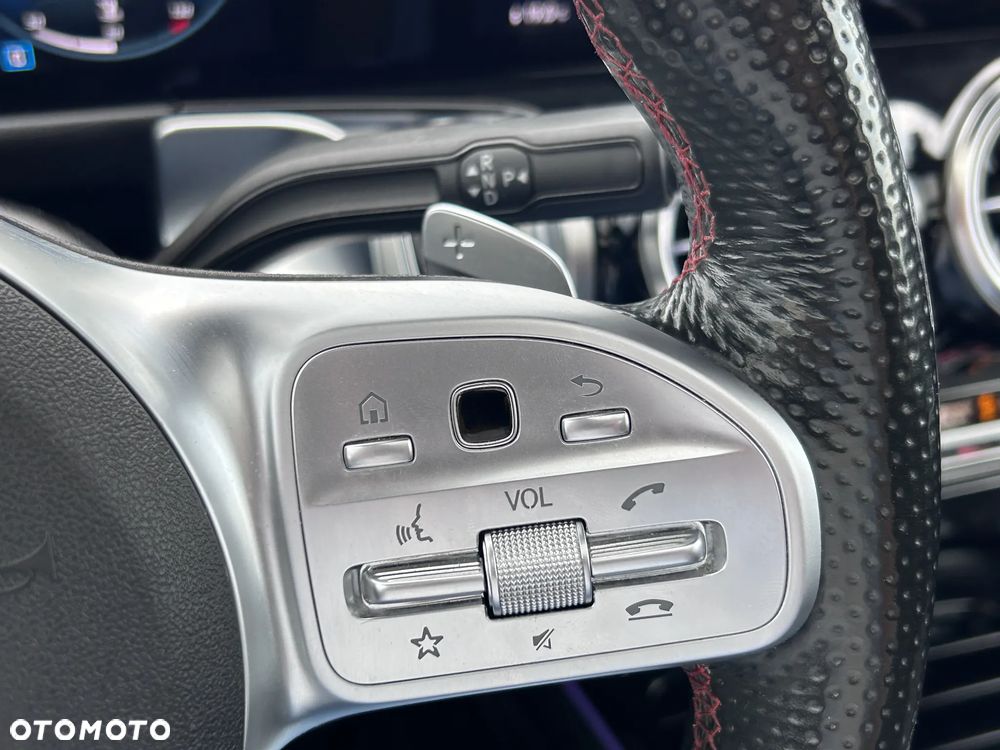 Mercedes-Benz GLB 200 d AMG Line 8G-DCT - 15