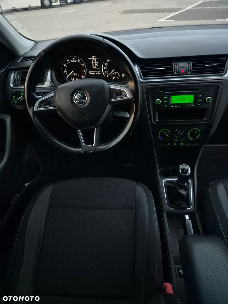 Skoda RAPID 1.2 TSI Edition - 13