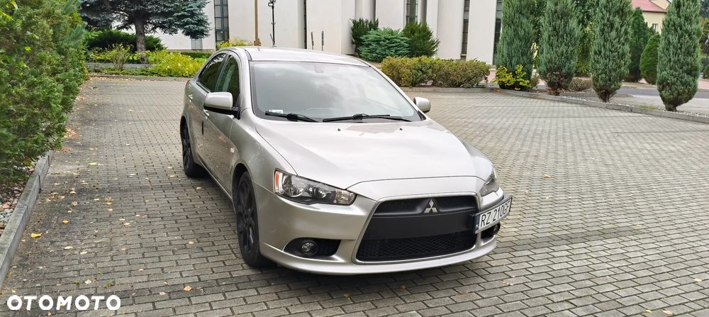 Mitsubishi Lancer - 17