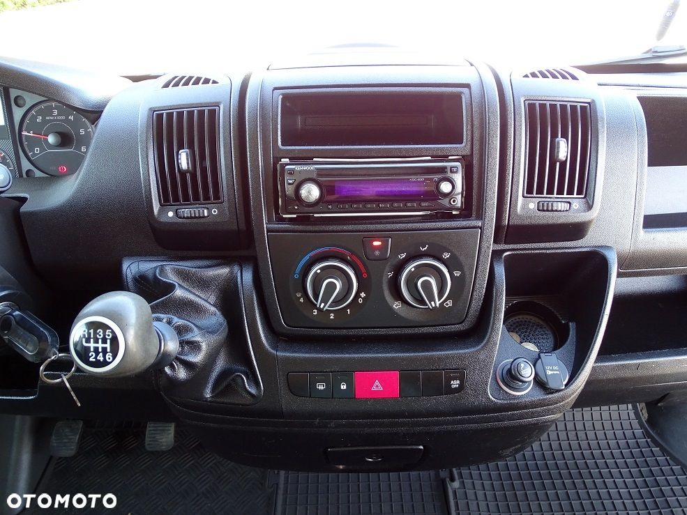 Peugeot Boxer 3.0 180 Km Ducato Plandeka 8 EuroPalet + WINDA BAR JAK NOWY!! Polski Salon 1 Wł.!! - 30