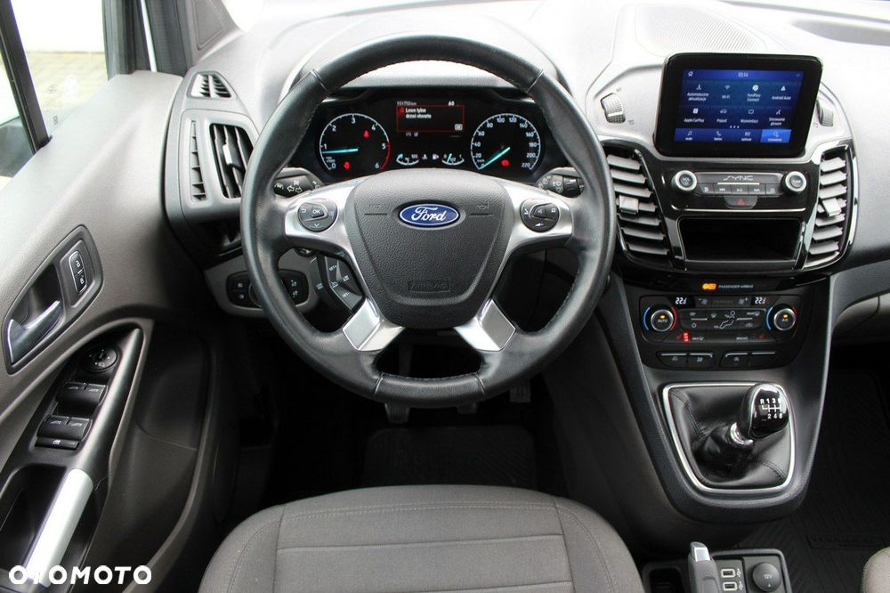 Ford Tourneo Connect - 10