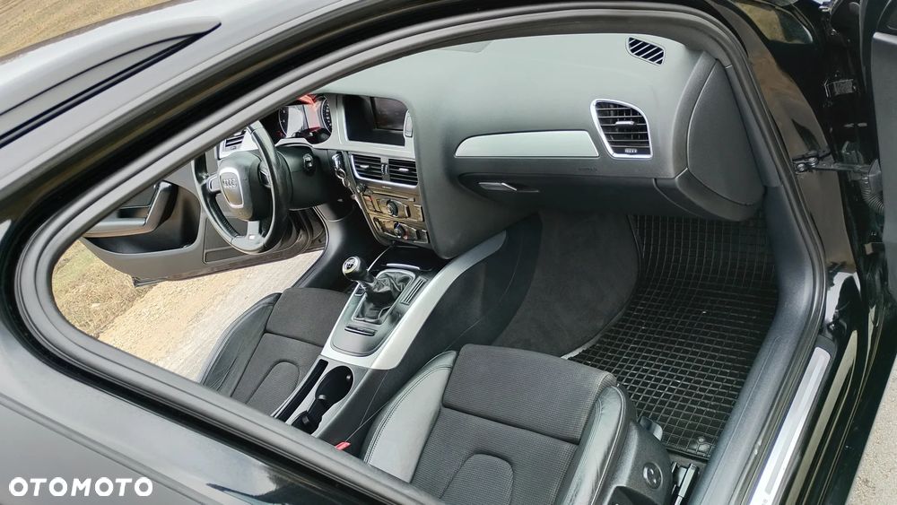 Audi A4 Avant 2.0 TDI DPF - 13