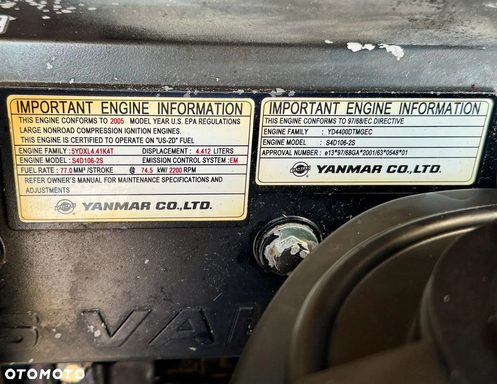 Komatsu WB97S - 8
