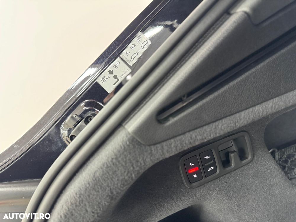 Audi Q8 3.0 55 TFSI quattro Tiptronic MHEV - 12