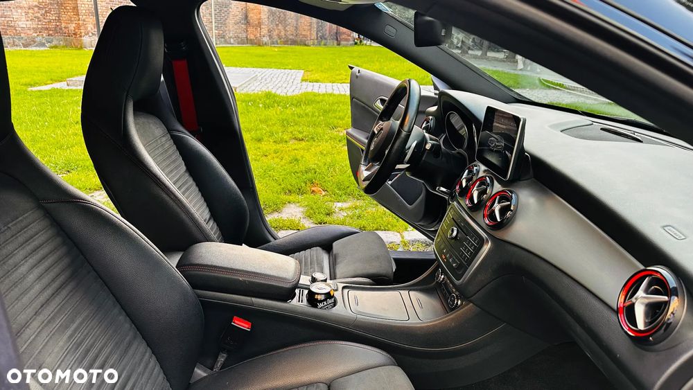 Mercedes-Benz CLA 250 Sport 4-Matic - 3