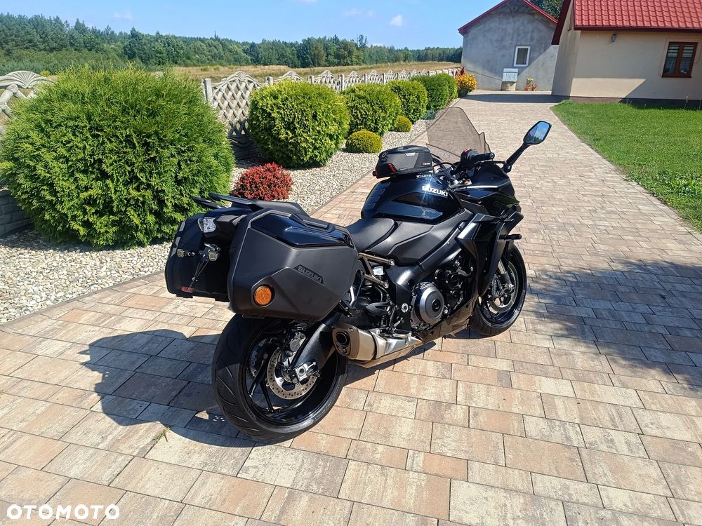 Suzuki GSX 1000 - 10