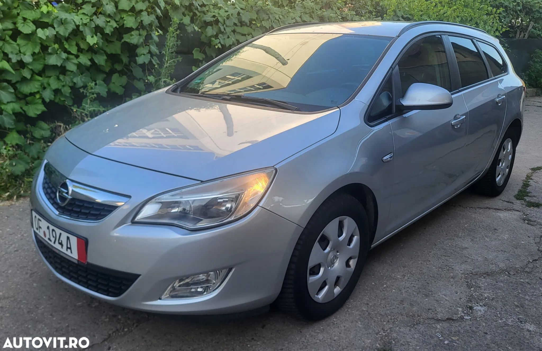Opel Astra 1.7 CDTI Cosmo - 1