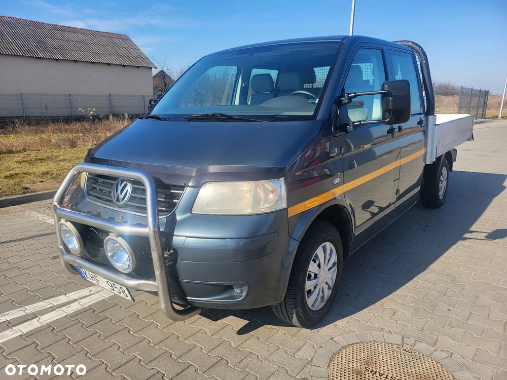 Volkswagen Transporter - 2