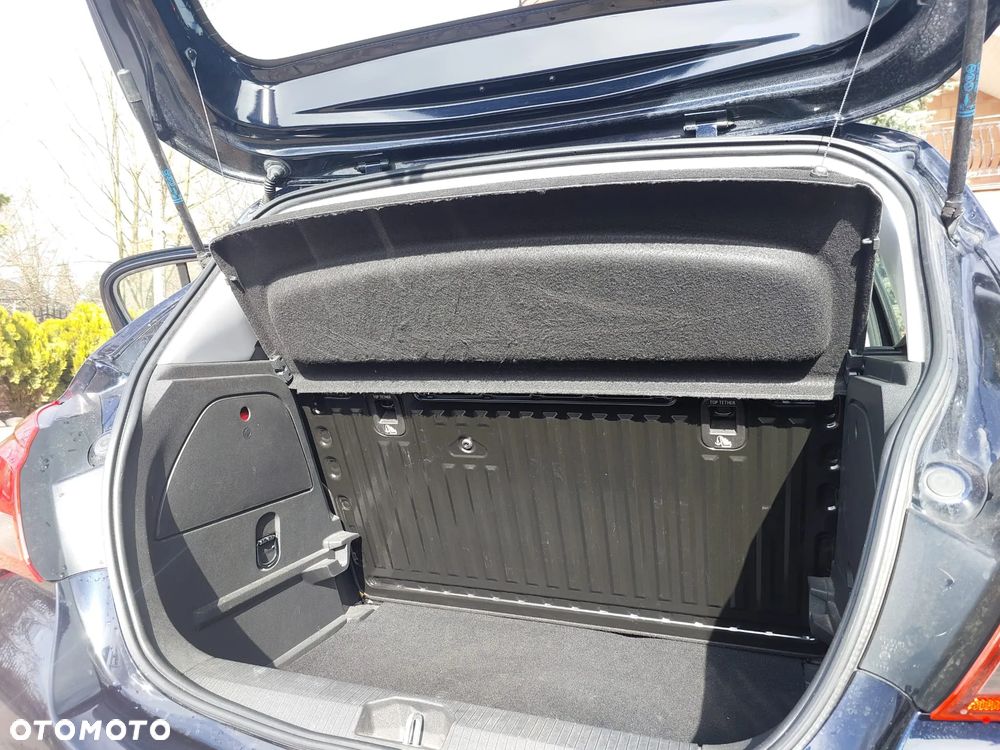 Opel Corsa 1.2 Color Edition - 11