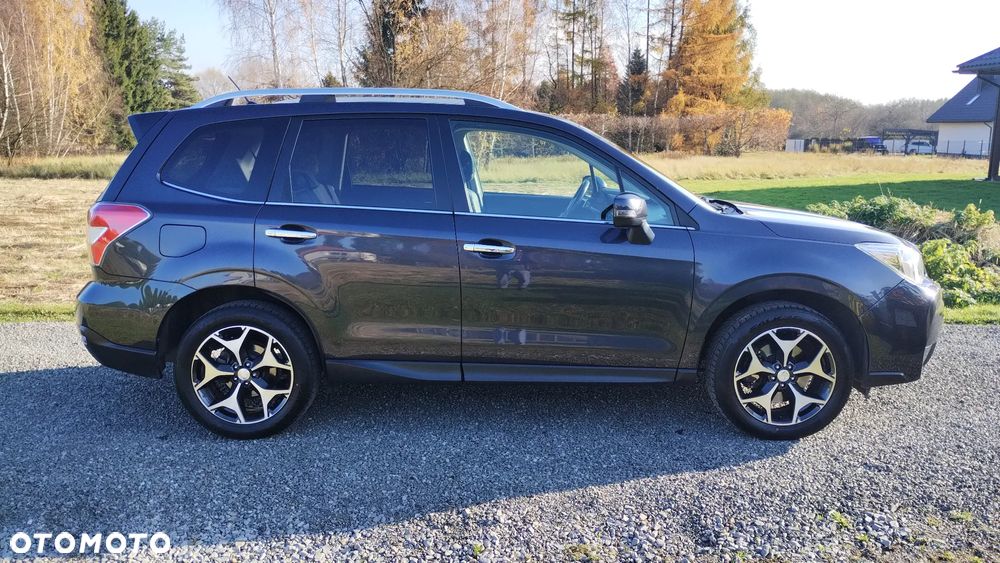 Subaru Forester 2.0XT Platinum Lineartronic - 8