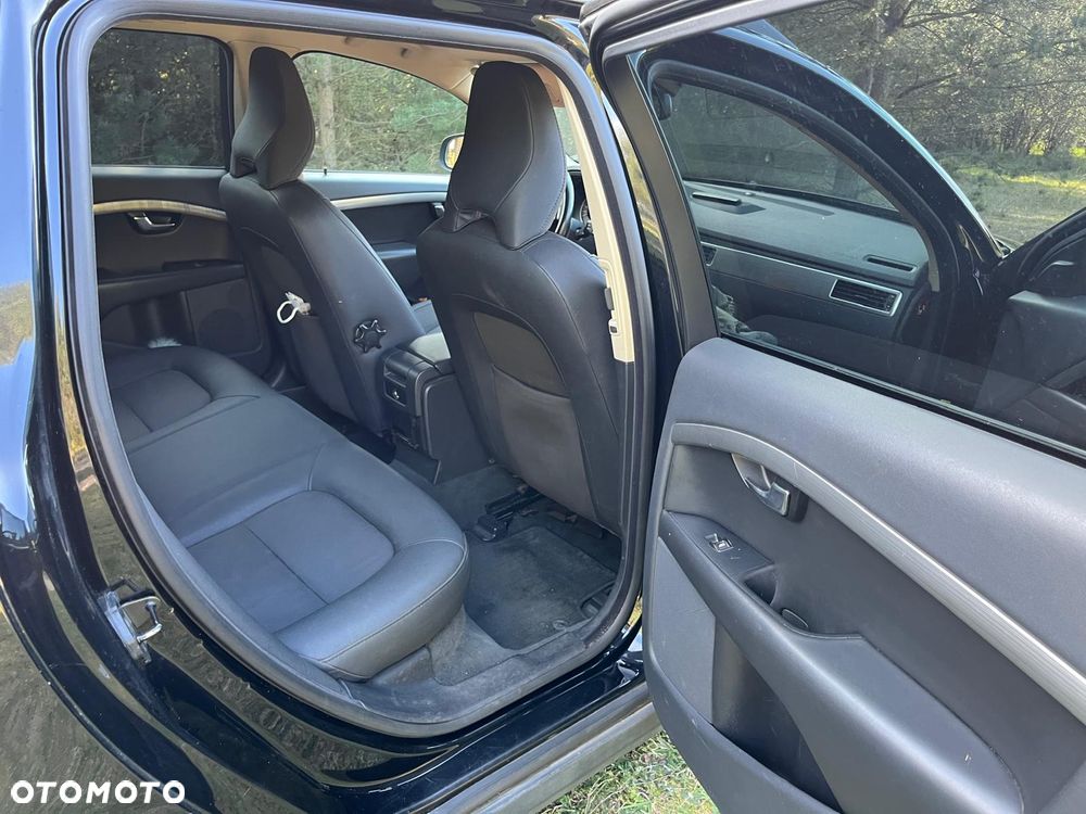 Volvo V70 2.0D Momentum - 10