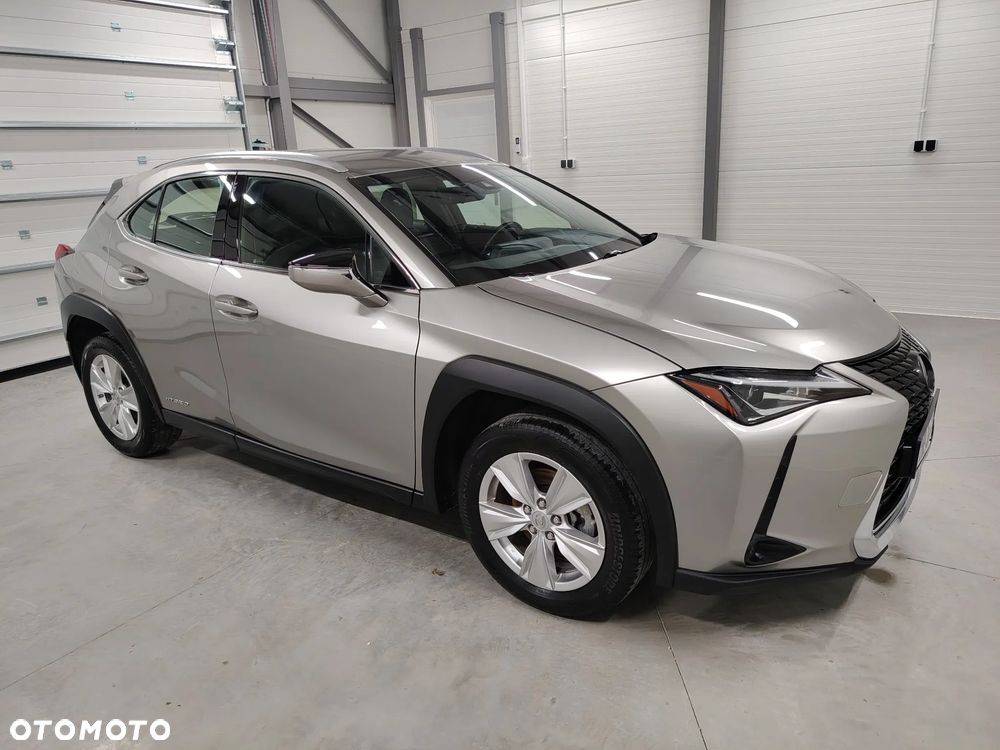 Lexus UX 250h Elegance 2WD - 16