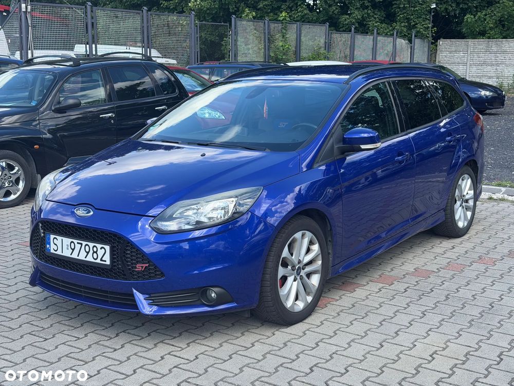 Ford Focus 2.0 EcoBoost ST mit Leder-Sport-Paket - 1