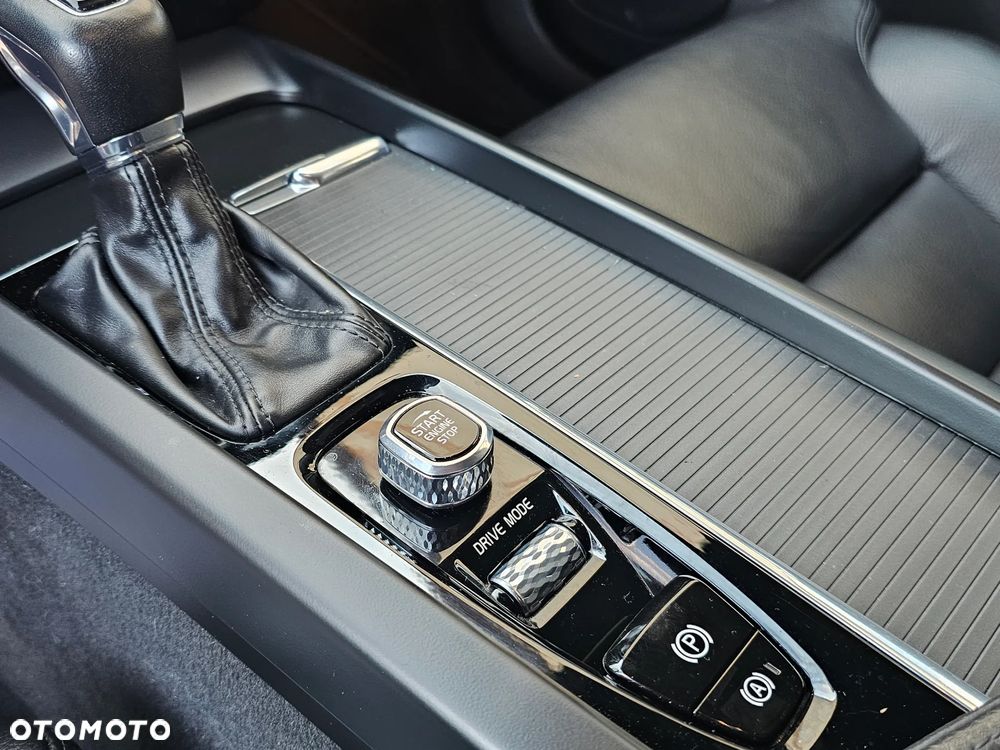 Volvo V60 D3 Geartronic Momentum Pro - 27
