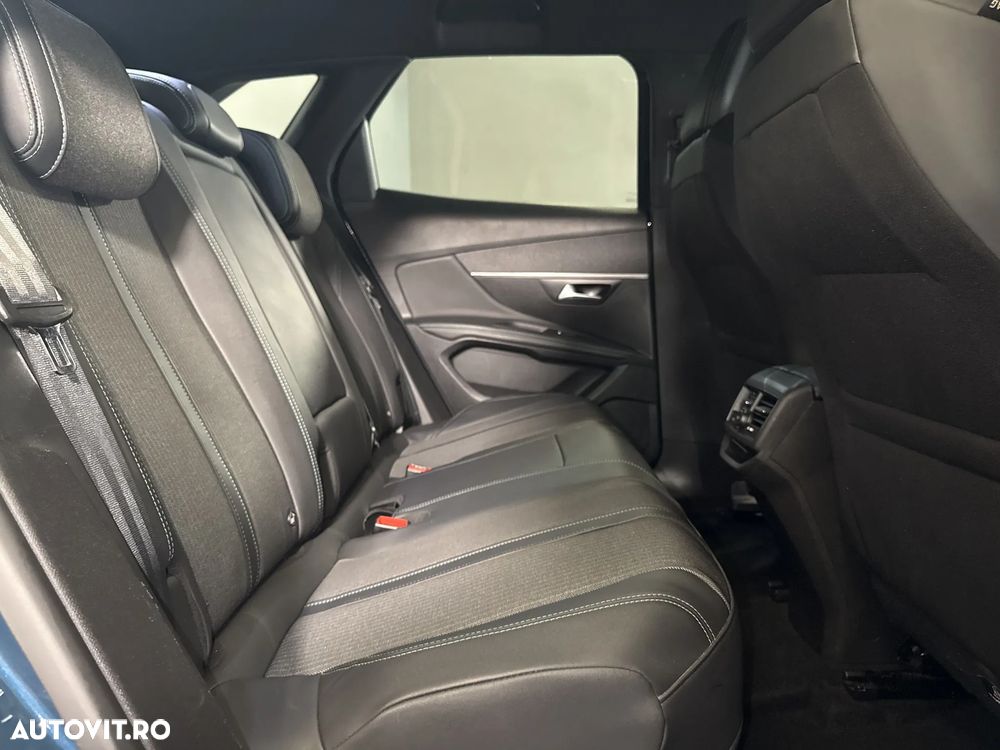 Peugeot 3008 - 13