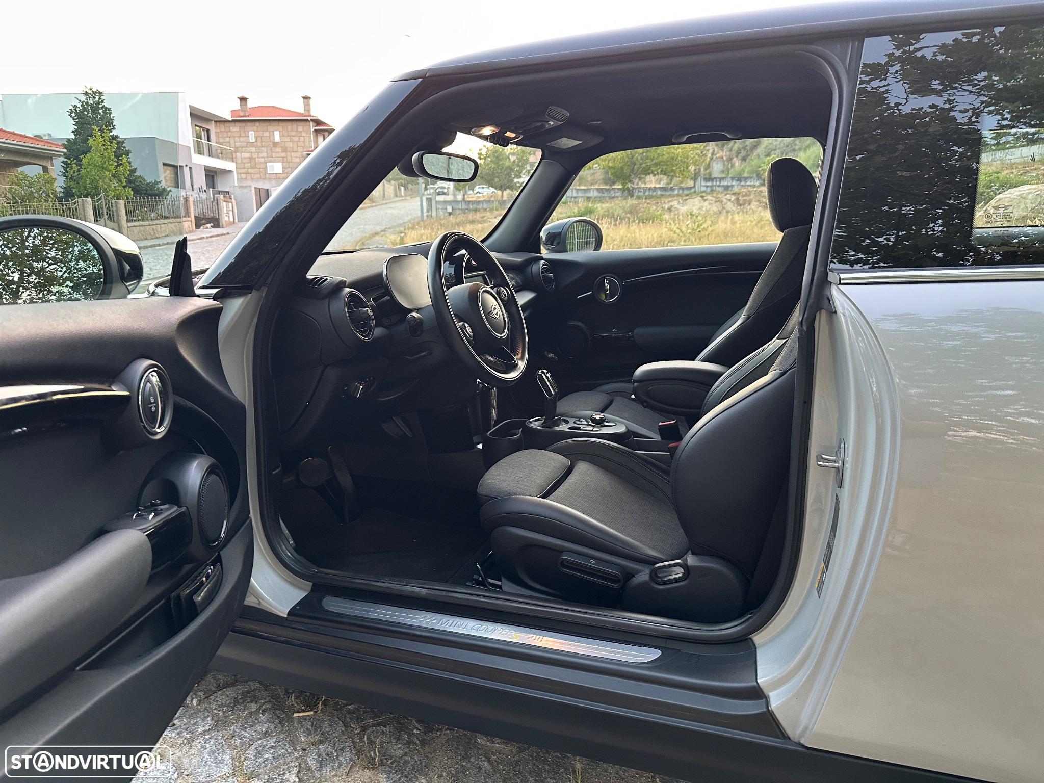 MINI 3 Portas Cooper SE S - 10