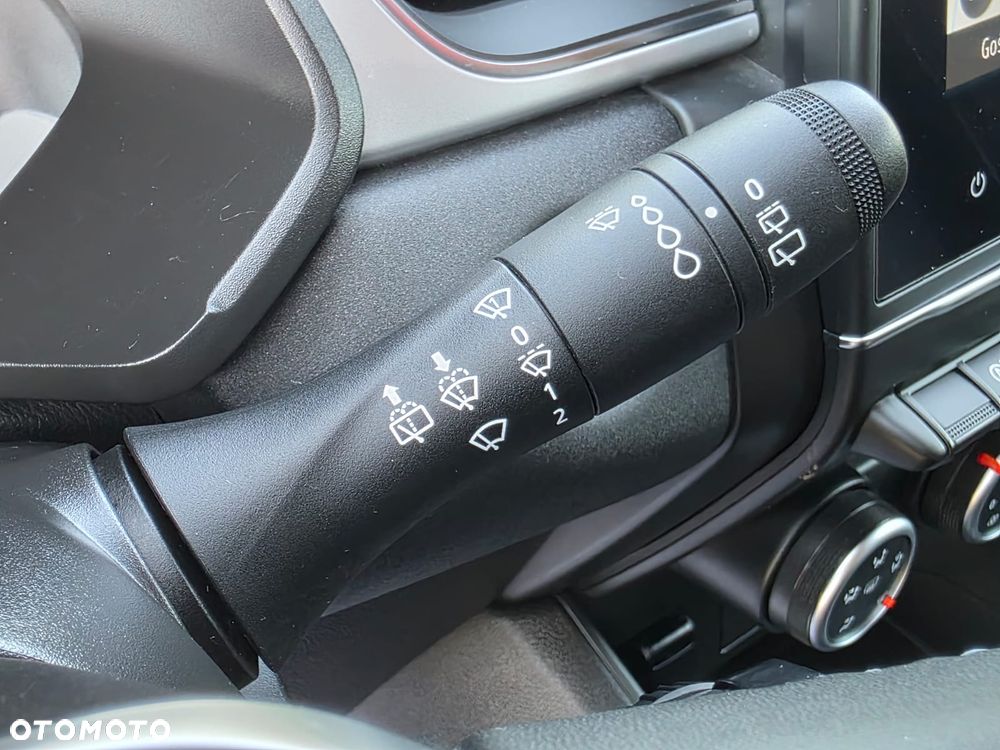 Renault Captur - 18