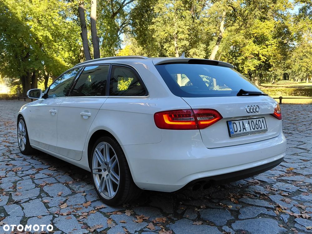 Audi A4 Avant 2.0 TDI DPF multitronic S line Sportpaket - 4