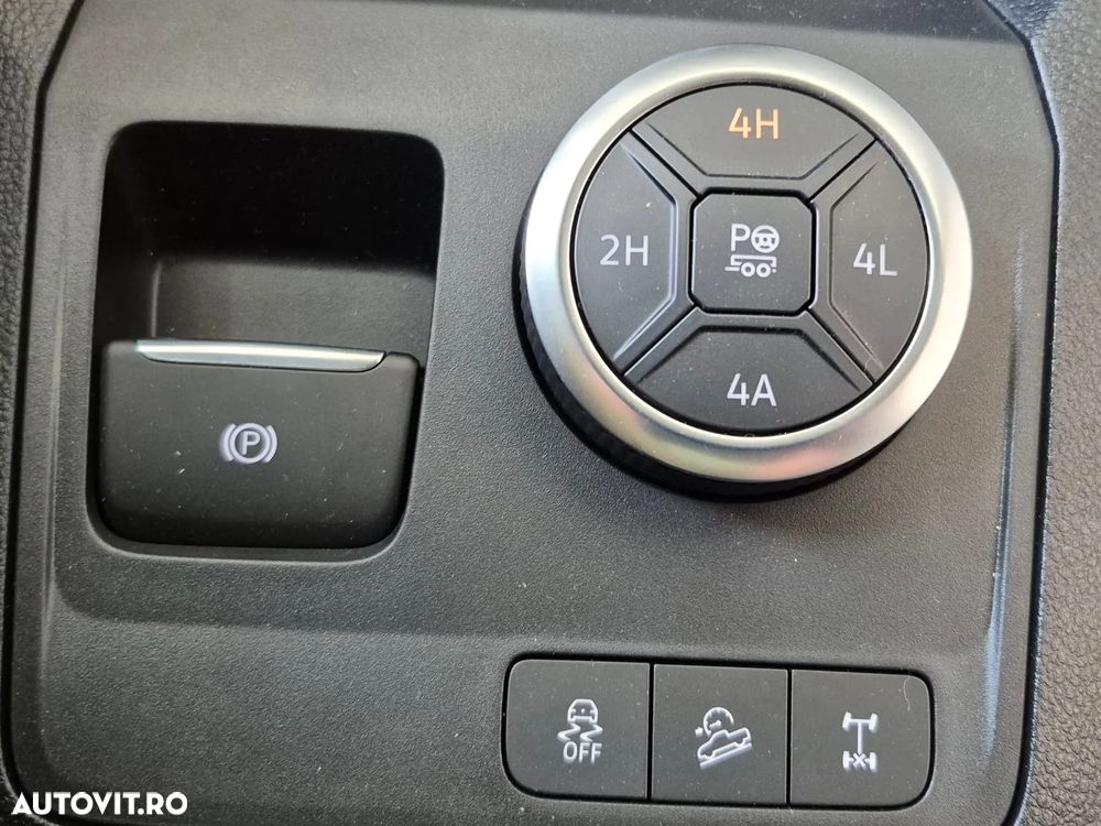 Volkswagen Amarok 3.0 TDI 241 CP 4M 10AT Aventura - 11