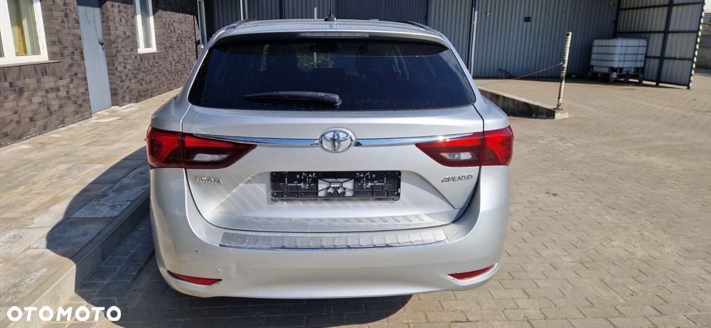 Toyota Avensis Touring Sports 1.8 Comfort - 7