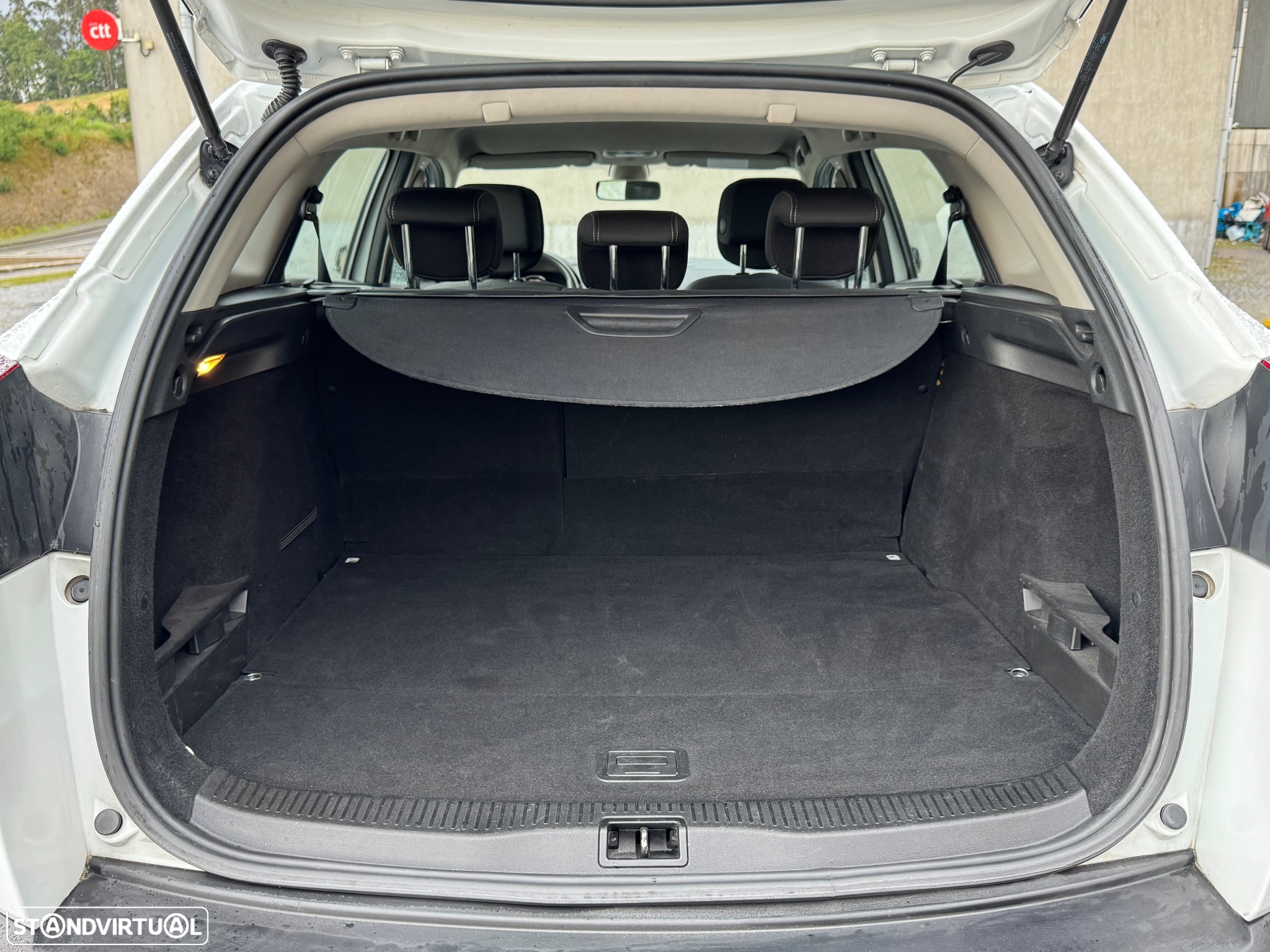 Renault Mégane Sport Tourer 1.5 dCi Dynamique S - 32