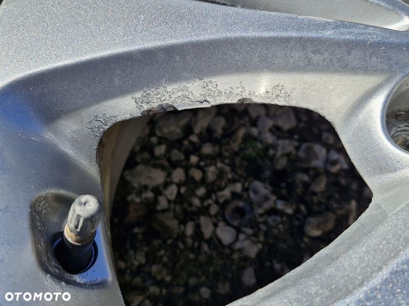 KIA SOUL II FELGA ALUMINIOWA 5X114,3 ET 51 5JX 17 CALI 52910-B2200 CARENS IV - 3