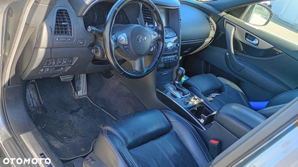 Infiniti QX70 3.0d AWD S Premium - 8
