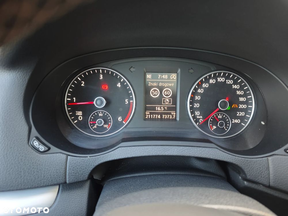 Volkswagen Sharan 2.0 TDI DSG BlueMotion Technology Cup - 35