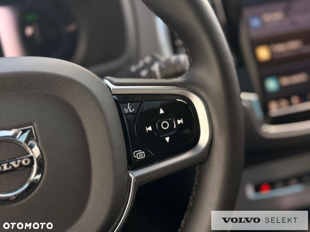 Volvo XC 90 - 20