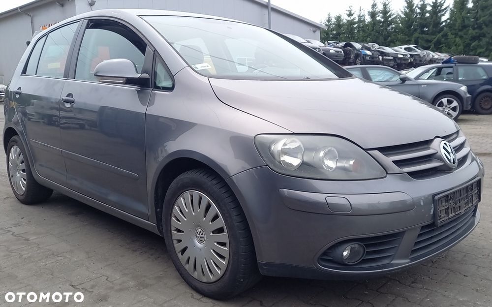Volkswagen Golf V Plus  części maska klapa drzwi zderzak lusterko kod lakieru LA7T - 1