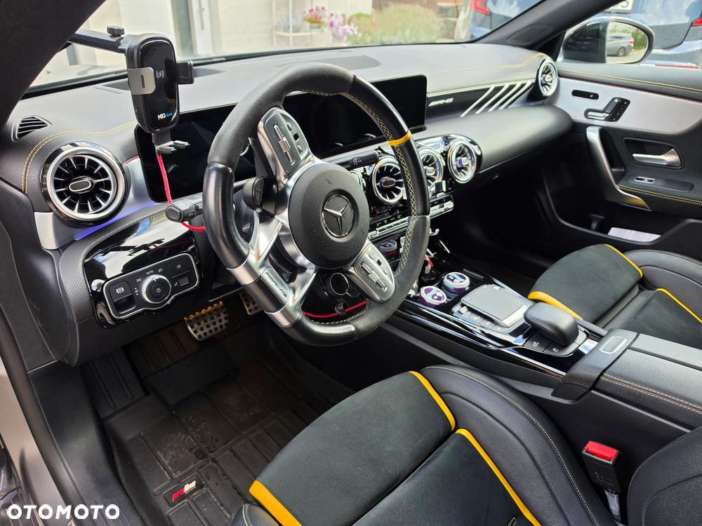 Mercedes-Benz CLA - 18