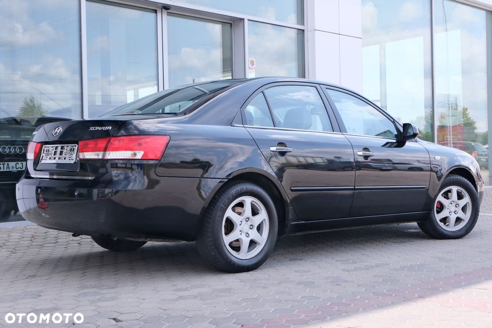 Hyundai Sonata 2.0 CRDi Style - 9