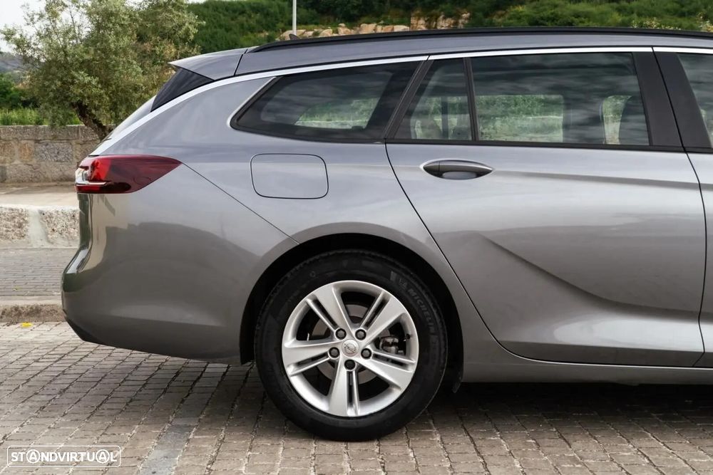 Opel Insignia Sports Tourer - 42