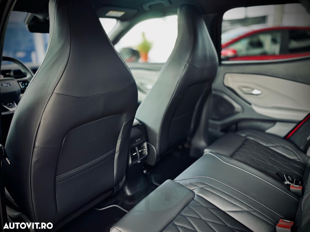 Ford Capri 77kWh RWD Premium - 27