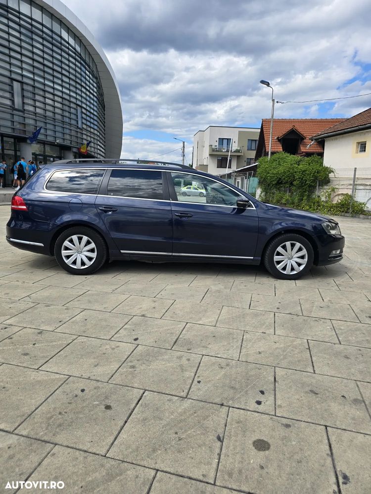 Volkswagen Passat 2.0 TDI BlueMotion Technology DSG Highline - 5