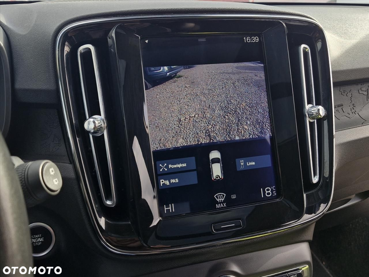 Volvo XC 40 D3 SCR Momentum - 14