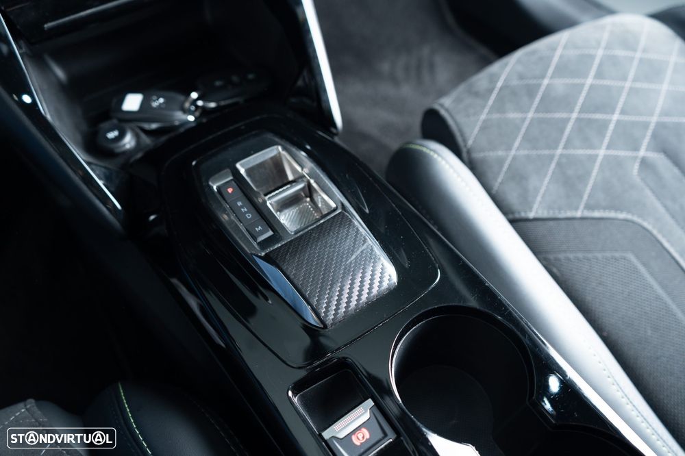 Peugeot 208 PureTech 100 EAT8 GT Pack - 6