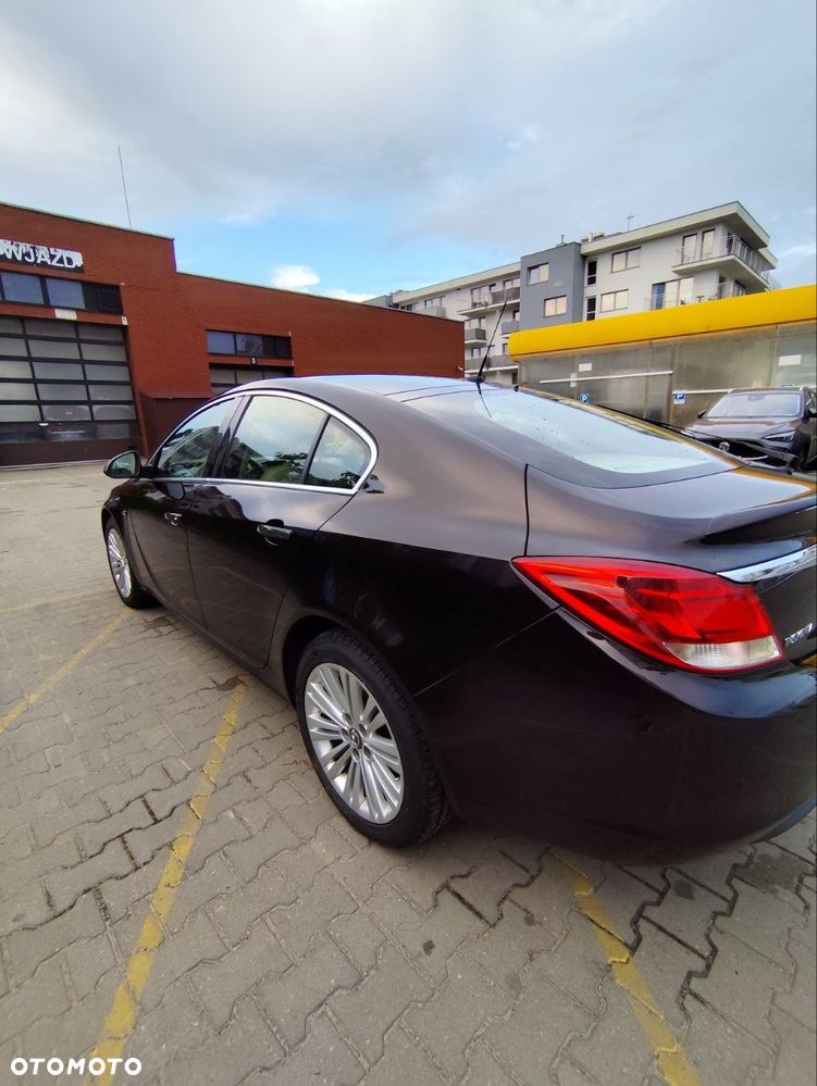 Opel Insignia 2.0 CDTI Cosmo - 11