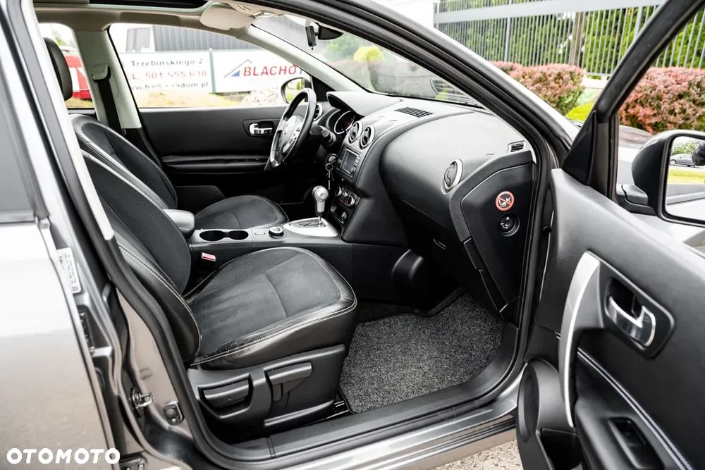 Nissan Qashqai 2.0 4x4 CVT 360 - 22