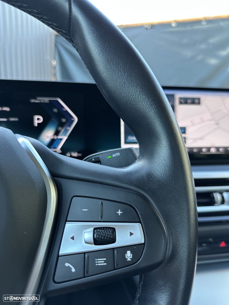 BMW i4 - 23