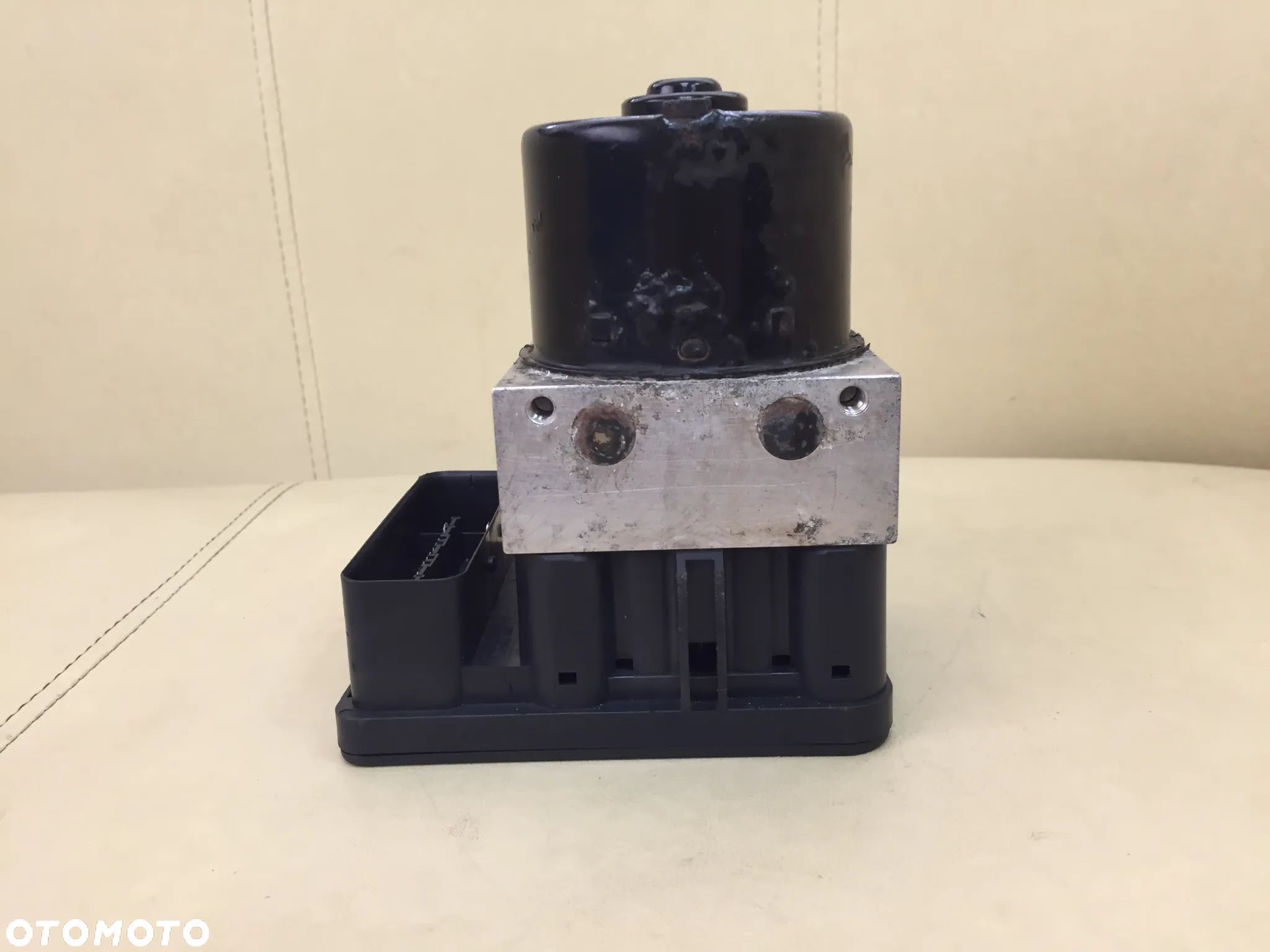 STEROWNIK POMPA ABS LEON I OCTAVIA A3 GOLF IV BORA TOLEDO II 1C0907379L 1J0614117G - 1