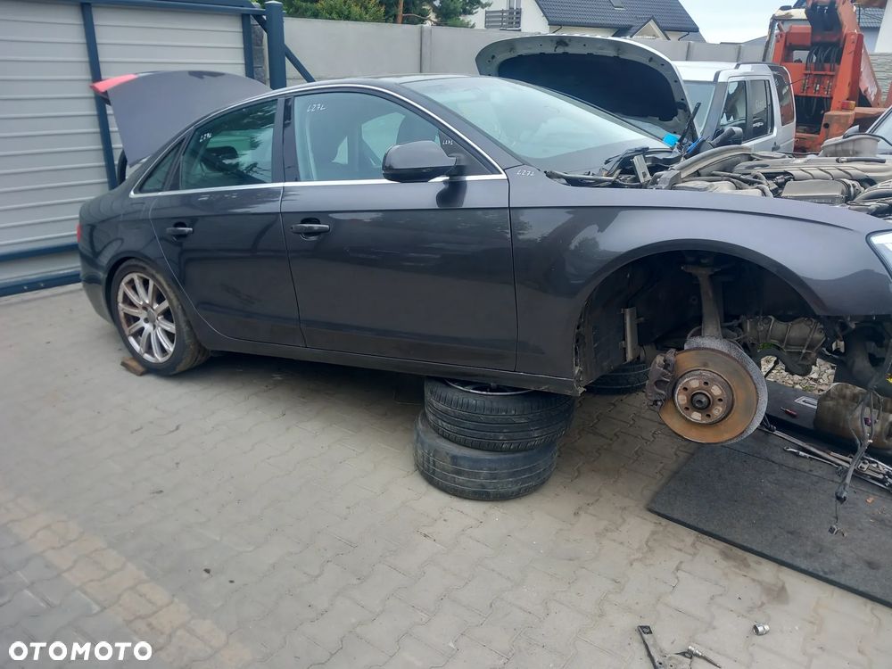 Drzwi błotnik Audi A4 b8 lift LZ7L - 2