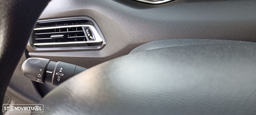 Peugeot 308 SW 1.6 BlueHDi Active - 18