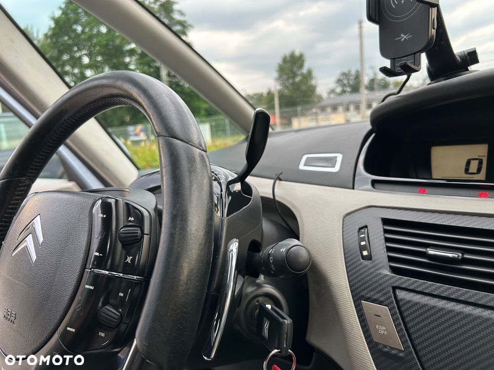 Citroën C4 Grand Picasso 2.0 HDi FAP Exclusive - 17