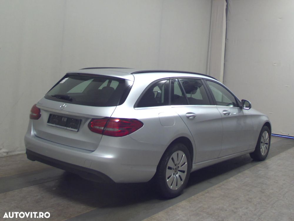 Mercedes-Benz C 200 d T 9G-TRONIC Avantgarde - 3