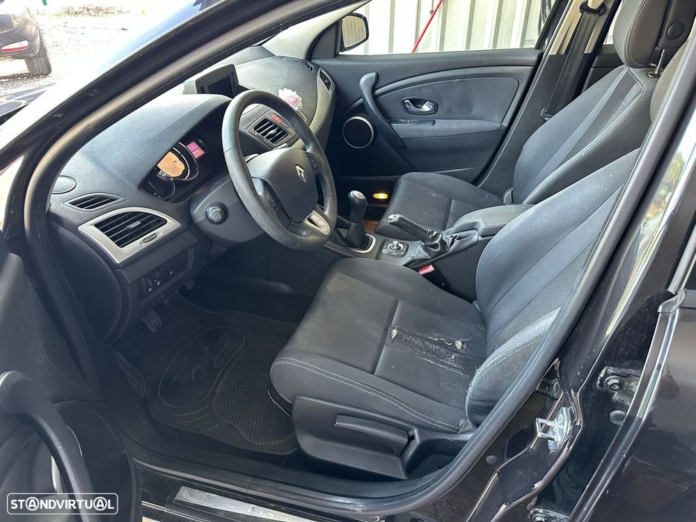 Renault Mégane 1.5 dCi Confort - 9